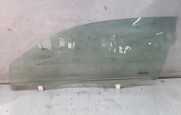 Honda HR-V Front door window/glass (coupe) 