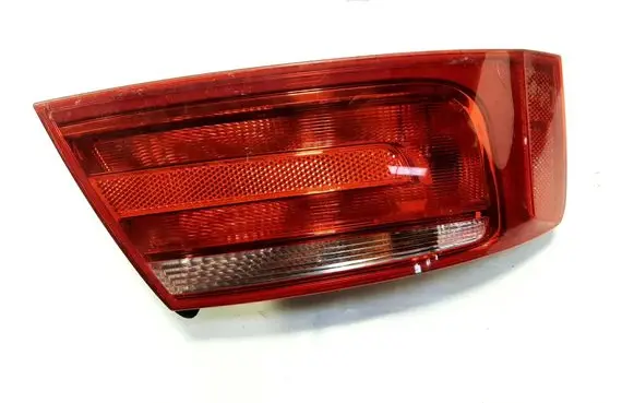 Audi A5 8T 8F Rear/tail lights 8T0945095