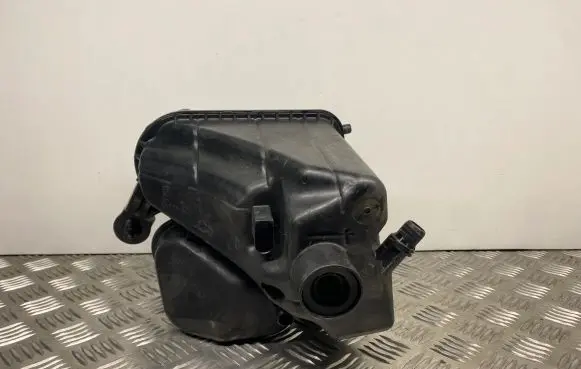 BMW 4 F36 Gran coupe Coolant expansion tank/reservoir 8677649 8617045