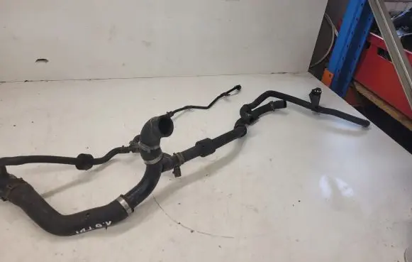 Audi A3 S3 8P Engine coolant pipe/hose 3C0121087A