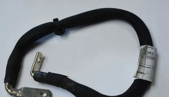 Volkswagen Touareg II Negative earth cable (battery) 7P0971349A