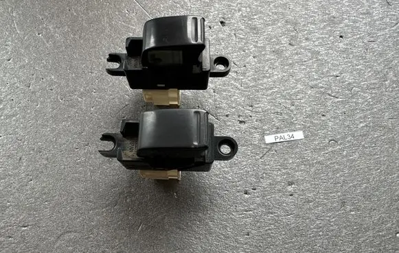 Nissan Patrol Y61 Electric window control switch 25401VC005
