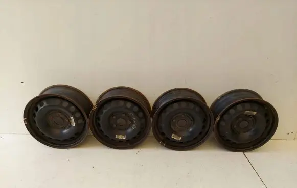 Volkswagen Golf V R15 steel rim 1K0601027