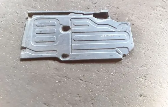 Mercedes-Benz E W211 Other under body part A2116192138