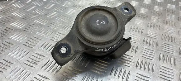 Subaru Forester SJ Engine mount bracket