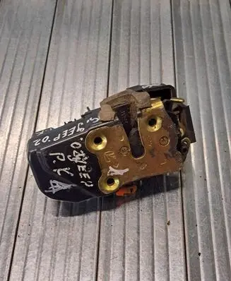Jeep Grand Cherokee (WJ) Front door lock