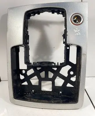 Audi Q7 4L Gear shifter surround trim plastic 4l0864261