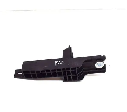 Hyundai Kona I Front bumper mounting bracket K496396000