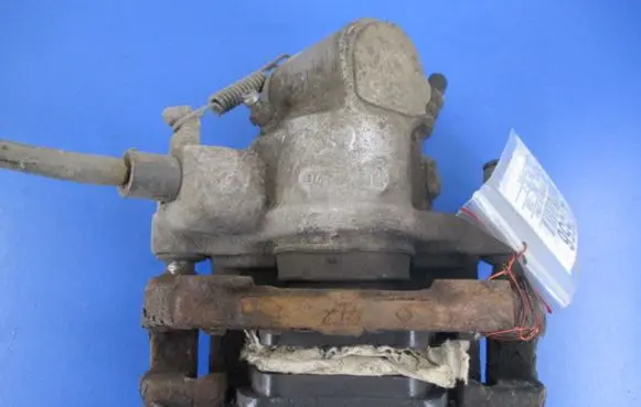 Opel Vectra C Rear brake caliper