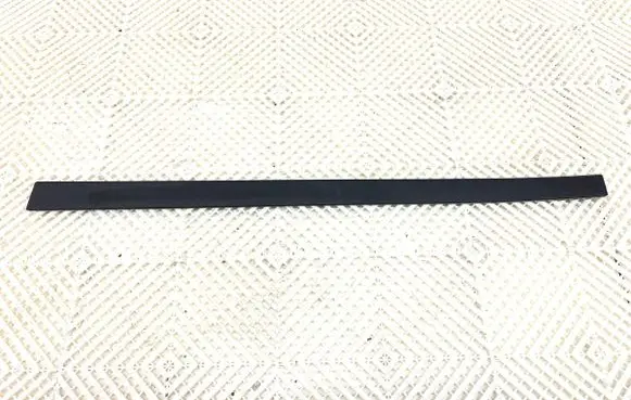 Hyundai Tucson TL Front door trim (molding) 87724D7000