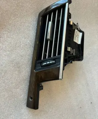 Mercedes-Benz E W212 Dashboard side air vent grill/cover trim A2128204004 DB5E084119 2128204004