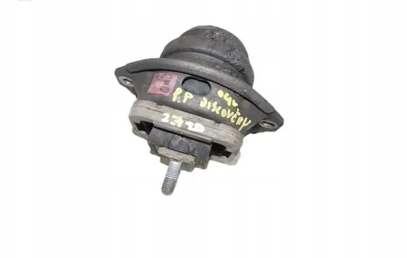 Land Rover Discovery 3 - LR3 Engine mount bracket
