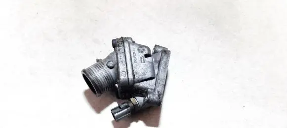 Volvo V70 Engine coolant pipe/hose 30777475