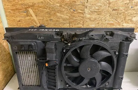 Citroen C4 I Radiator set 9653700380