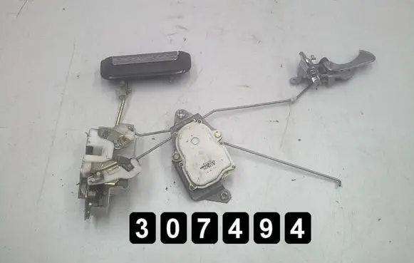 Mitsubishi L200 Front door lock 