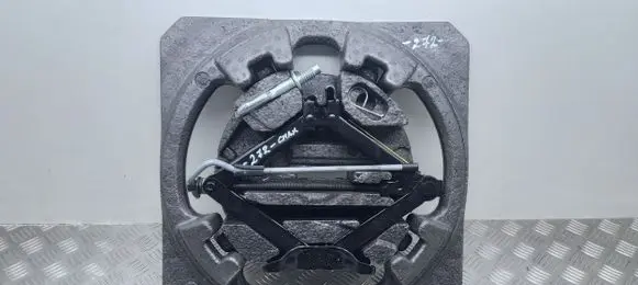 Ford C-MAX I Tool set 6M5117080AB 6M5117009BC 6M511K302BA