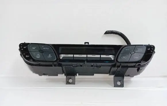 Toyota C-HR I Climate control unit 55900F4380