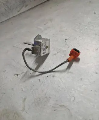 Ford Mondeo MK IV Xenon bulb 259035 E10U3D0T 90R48373