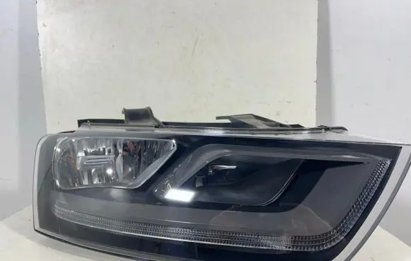 Audi Q3 8U Headlight/headlamp 8U0941004M