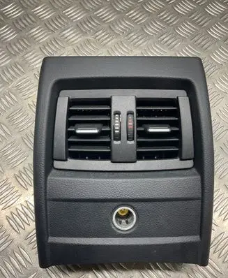 BMW 3 F30 F35 F31 Rear air vent grill 9207330 16828110