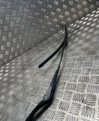 Opel Astra K Front wiper blade arm 13418993