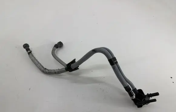 Nissan Navara D23 Fuel line pipe 164466306R
