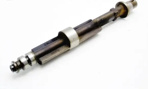 Mercedes-Benz C W203 Oil pump balance shaft 10190687060