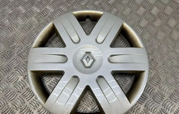 Renault Megane IV R15 wheel hub/cap/trim 8200313613