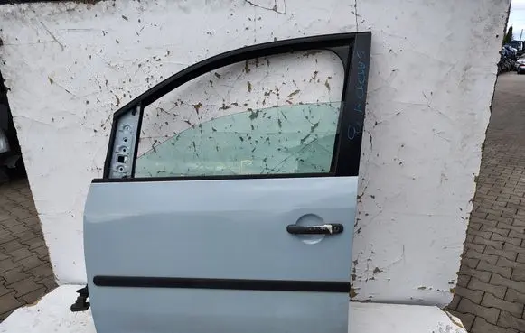 Volkswagen Caddy Front door 