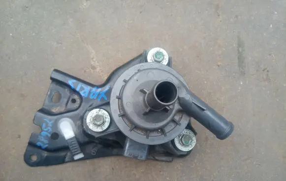 Toyota Auris E180 Electric auxiliary coolant/water pump