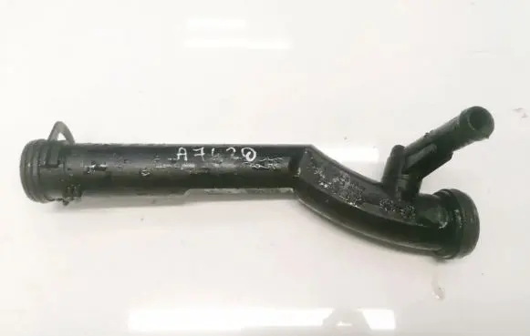 Volkswagen Fox Engine coolant pipe/hose vb8cz