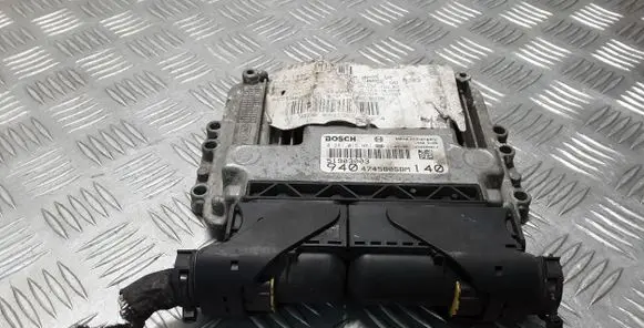 Alfa Romeo Giulietta Engine control unit/module 0281015951 51903003 940474580SBM