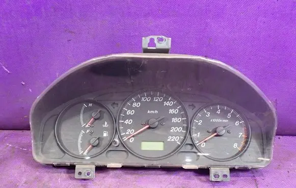 Mazda Premacy Speedometer (instrument cluster) WDCB08D