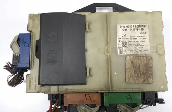Ford Mondeo MK IV Fuse box set 7G9T-14A073-ED