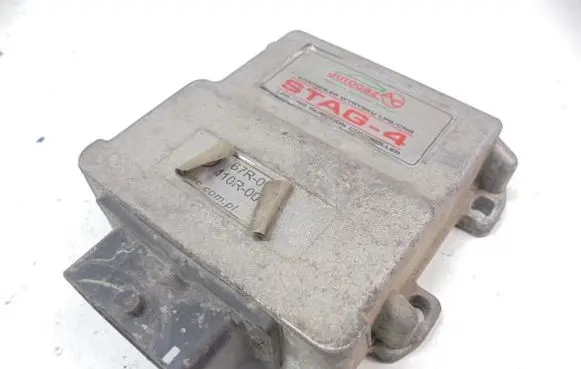 Peugeot 206 CC LP gas control unit module 67R-014903