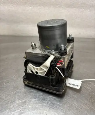 Renault Clio V Master brake cylinder