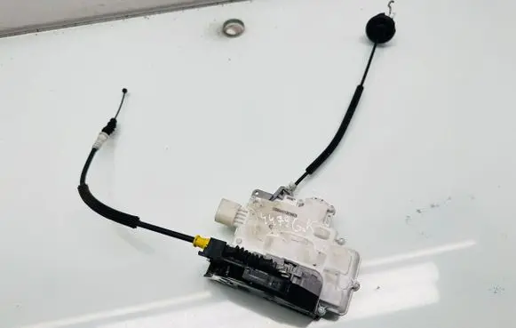 Audi A4 S4 B8 8K Rear door lock
