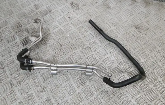 Volkswagen Polo VI Engine coolant pipe/hose 