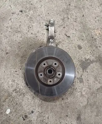 Porsche Cayenne (92A) Front wheel hub spindle knuckle