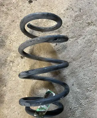 Dodge Nitro Rear coil spring 52125553AB 52125553A 52125553