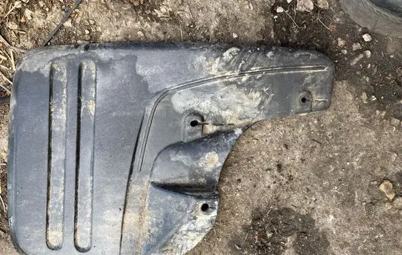 Toyota Hilux (AN10, AN20, AN30) Front mudguard 766220K060