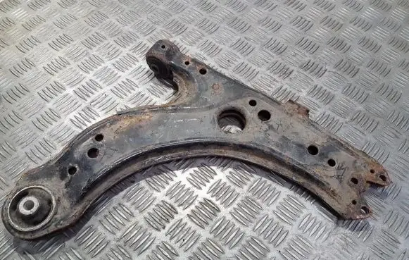 Volkswagen Golf IV Front lower control arm/wishbone