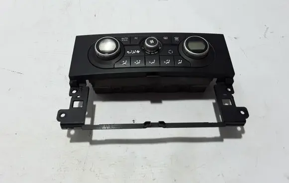 Renault Koleos I Air conditioner control unit module 275102773R