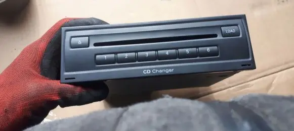 Audi A6 S6 C7 4G CD/DVD changer 8X0035110A