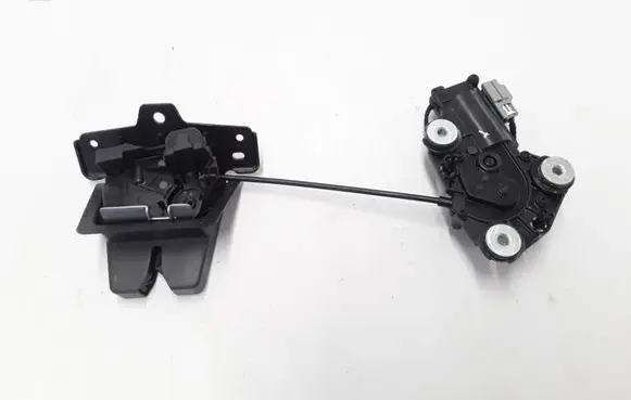 Volvo XC90 Loading door lock 31462203
