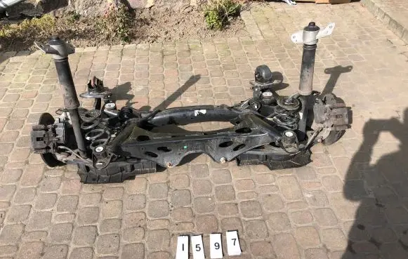 Volvo XC40 Rear axle beam 32246800