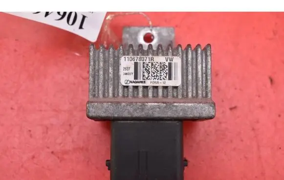 Renault Clio I Glow plug 110678071R