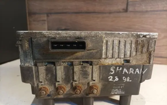 Volkswagen Sharan High voltage ignition coil