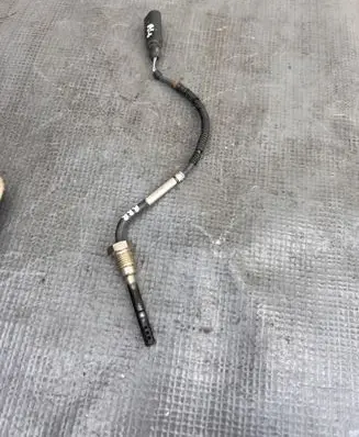 Audi A4 S4 B8 8K Exhaust gas temperature sensor 059906088Q