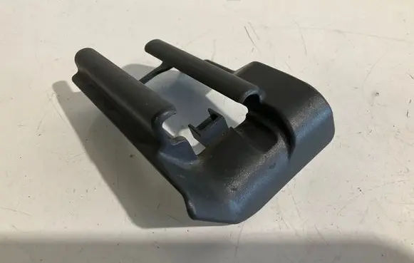 Mercedes-Benz E W211 Front driver seat rail trim 2119190920
